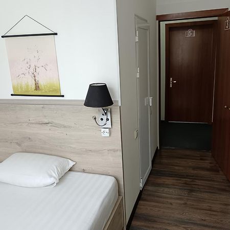 Sakura Inn Fergana Exteriör bild