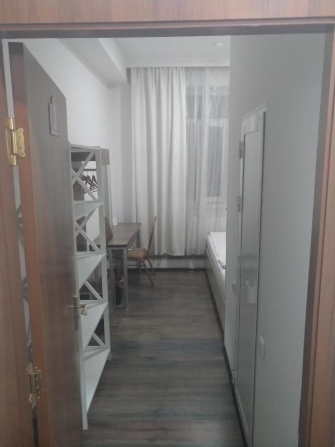Sakura Inn Fergana Exteriör bild