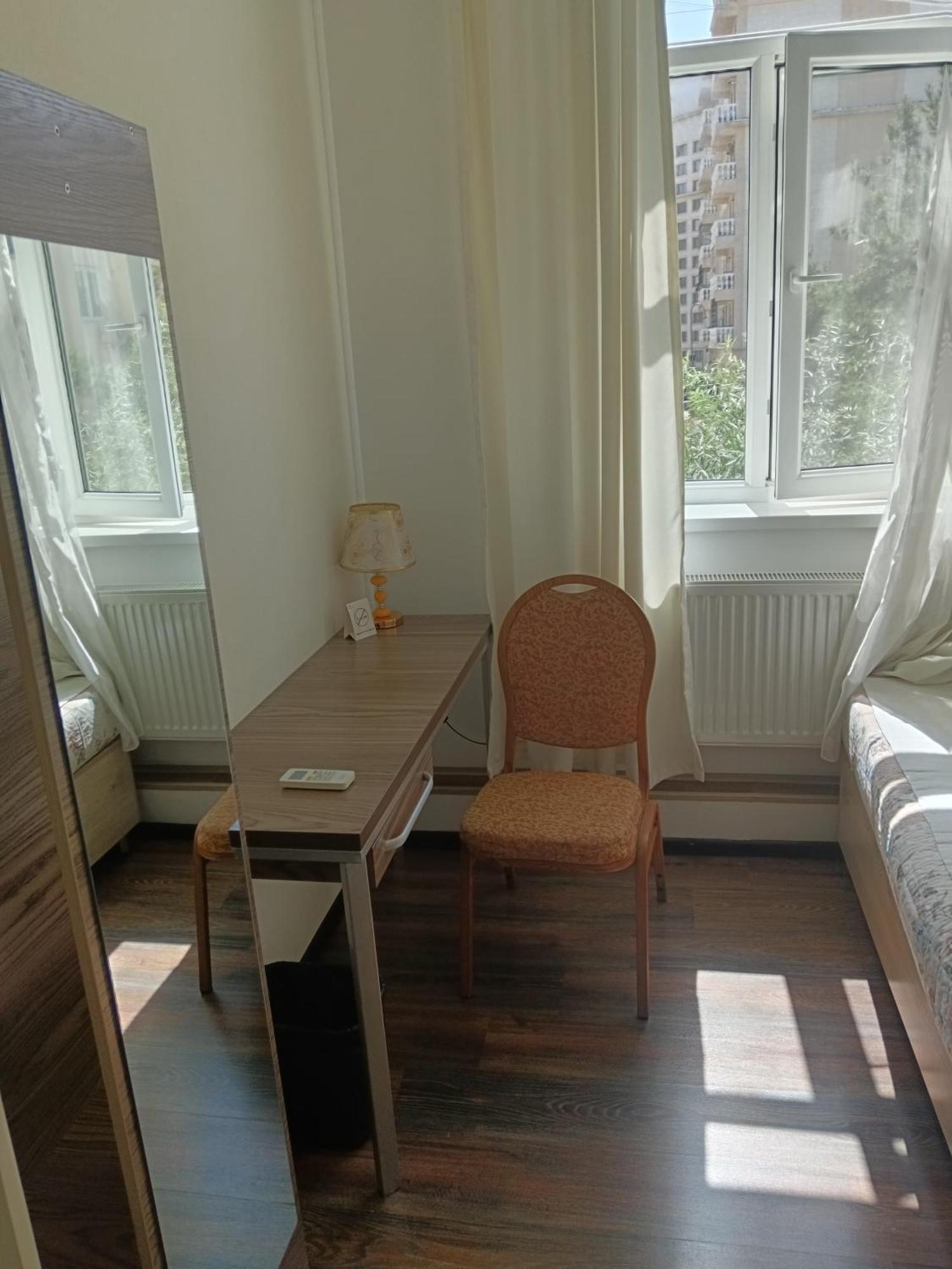 Sakura Inn Fergana Exteriör bild