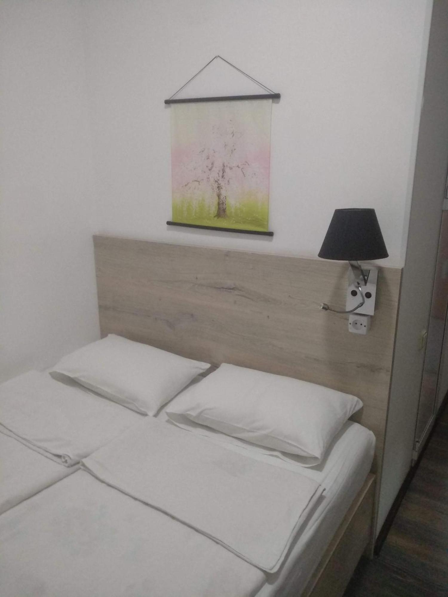 Sakura Inn Fergana Exteriör bild